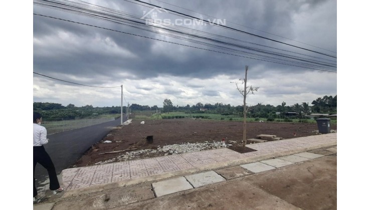 Cần bán lô đất nền ở đồng nai nằm ngay mặt tiền đường dt769, cách sân bay Long Thành 3km